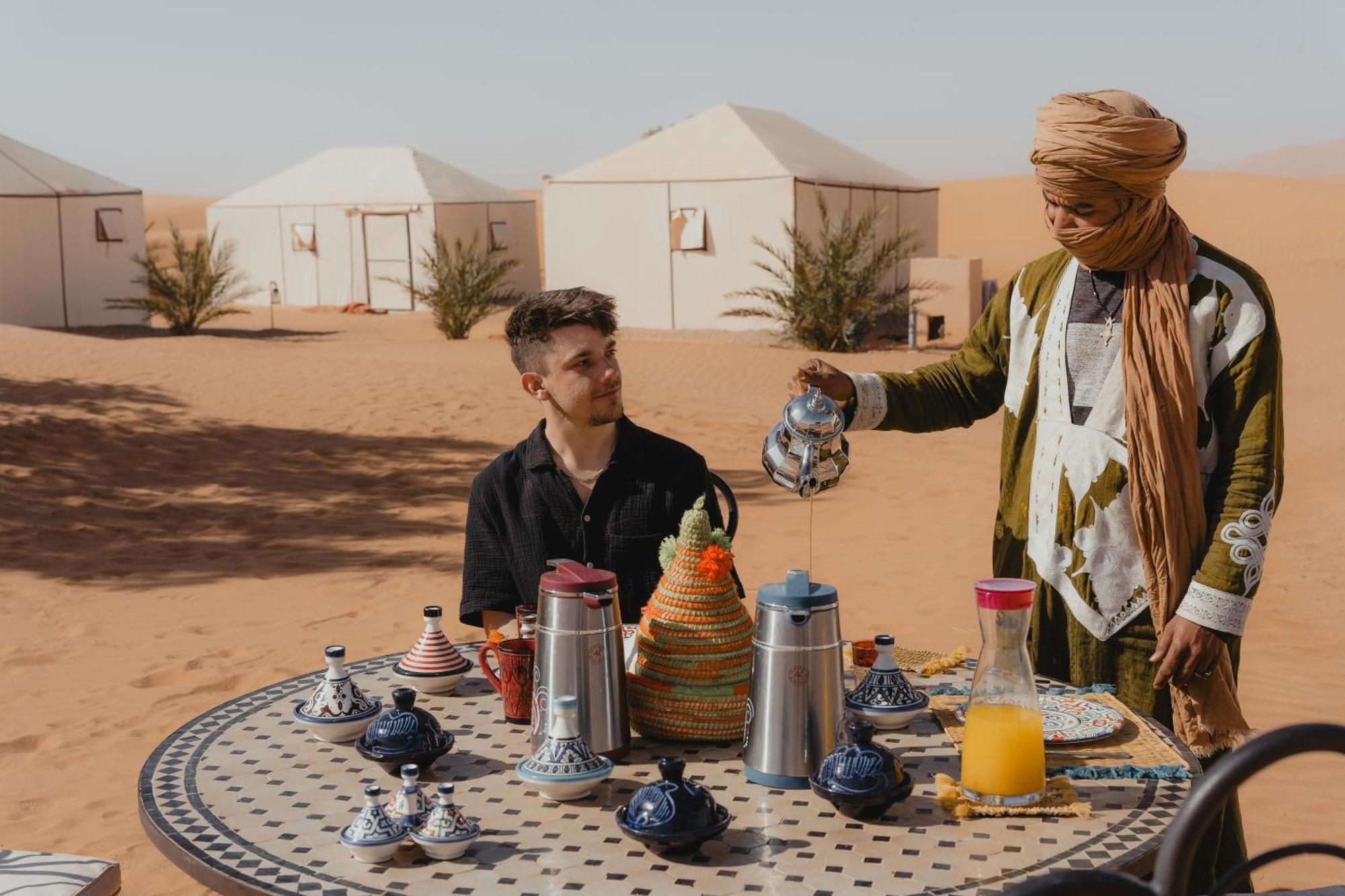 Royal Luxury Camp Hotel Merzouga Eksteriør billede